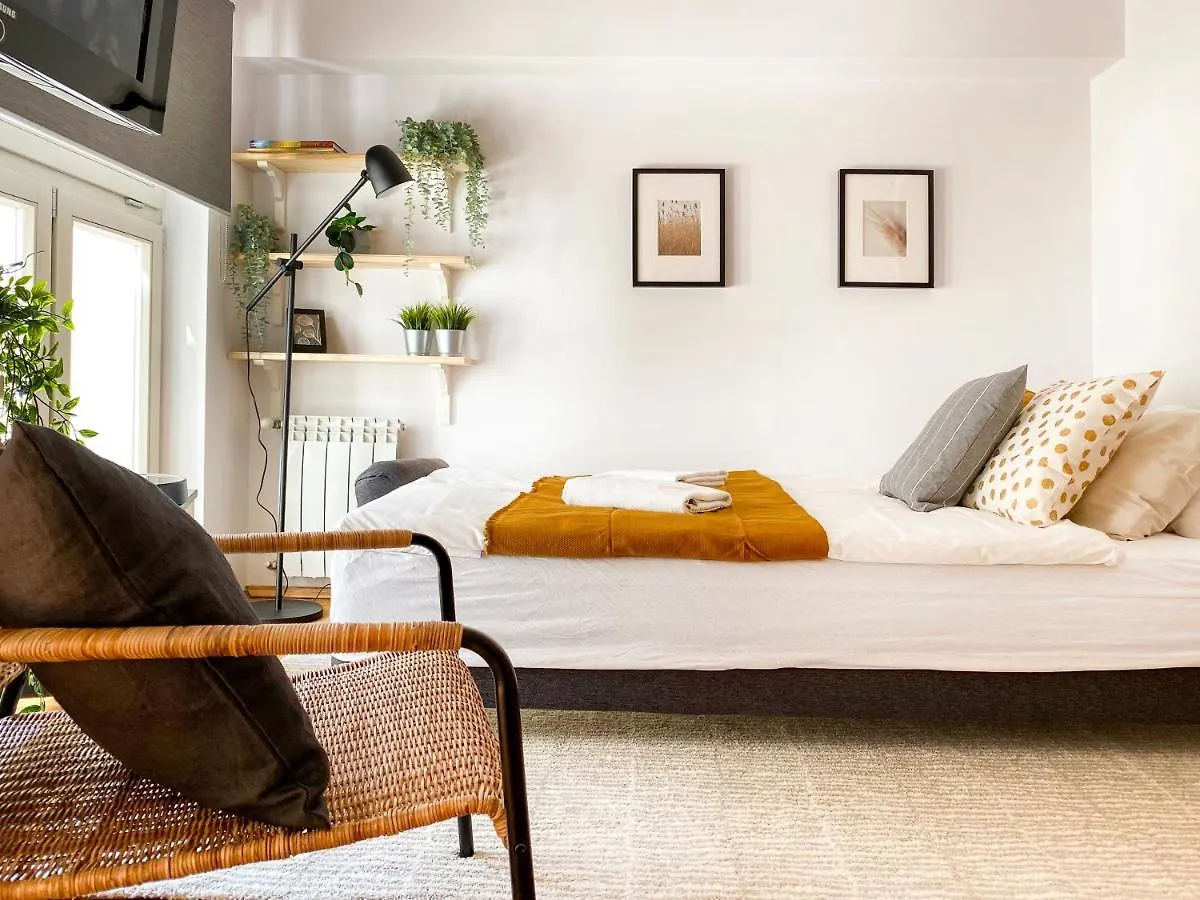 Charming Studio For Couples In The Heart Of Cracow Krakow 0*,